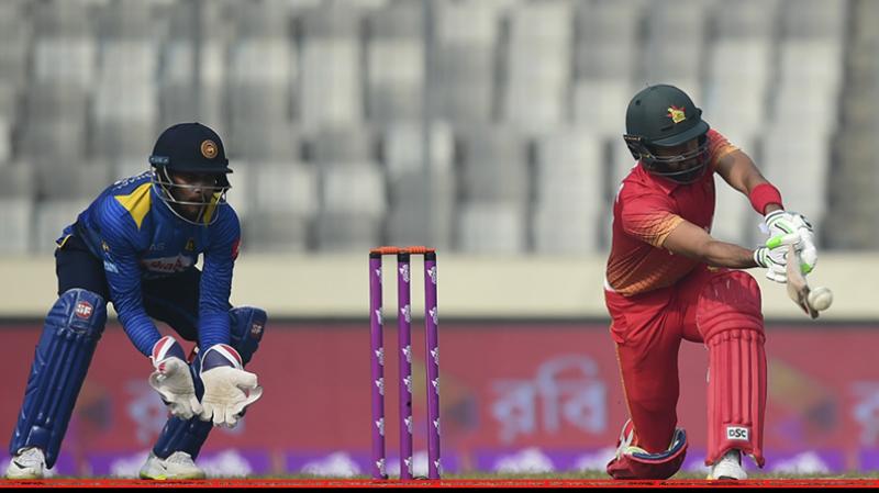 Sikandar Raza  is playing a sweep-shot against Sri Lanka in the 2nd ODI (Photo: espancricinfo)