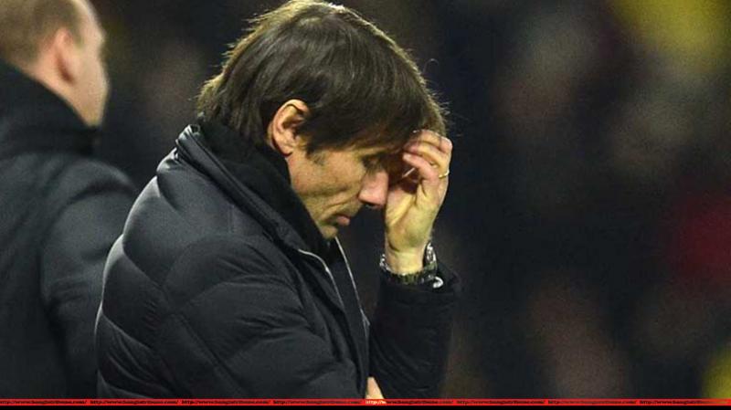 The pressure on Chelsea manager Antonio Conte intensified as his 10 men suffered a second consecutive humiliating defeat on Monday, going down 4-1 at Watford (Photo: AFP)