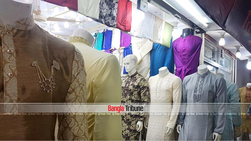 The shops around new Market, Dhaka College, Gawsia Market have displayed a wide variety of Punjabis, starting from Tk 600.