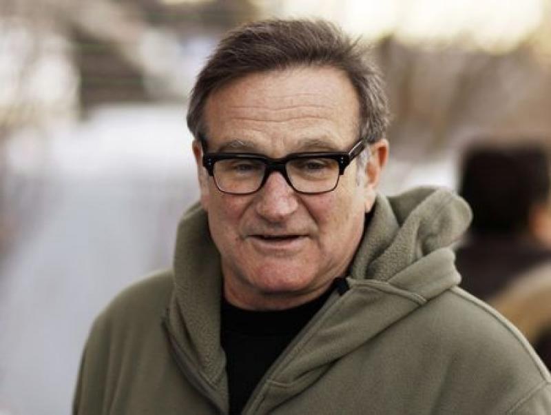 Actorand comedian Robin Williams arrives at the premiere of the film `World`s Greatest Dad` during the Sundance Film Festival in Park City, Utah, in this January 18, 2009 file photo. REUTERS
