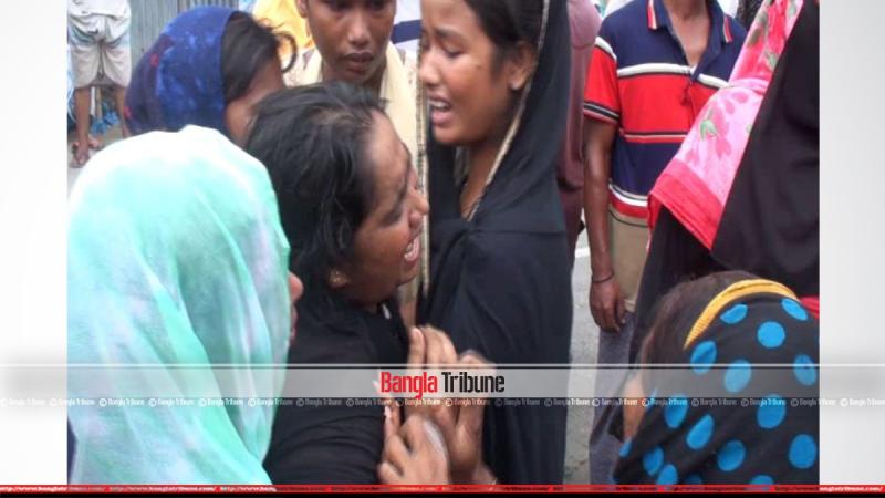 Relatives mourn over death of two security guards in N`ganj.