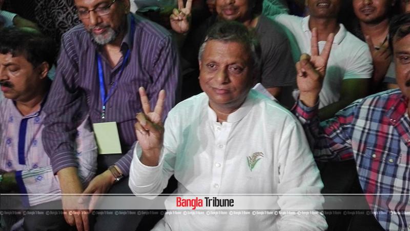BNP’s Ariful Haque Chowdhury after the vote counting of 132 centres out of the 134 on Jul 30.