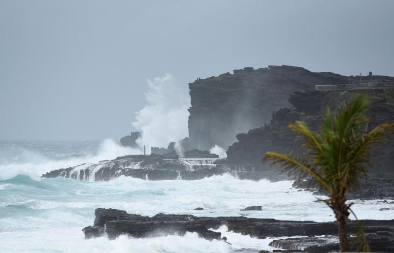 Large waves crash against the shoreline on the east side of Oahu as Hurricane Lane approaches Honolulu, Hawaii, U.S. August 24, 2018. REUTERS