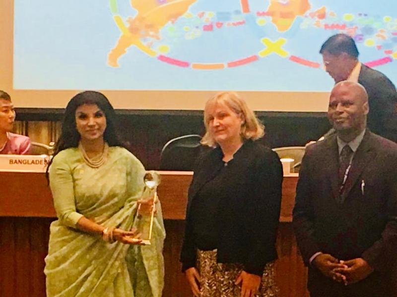 Bangladesh Ambassador to Thailand and PR to UNESCAP Saida Muna Tasneem received the South-South Award for Public Service Innovation awarded to Bangladesh at the UNESCAP office in Bangkok Wednesday.