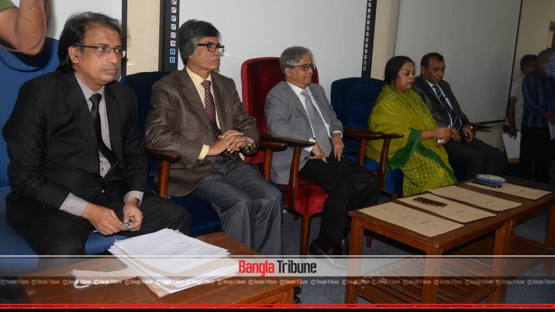 DU Vice Chancellor Md Akhtaruzzaman has convened the meeting to discuss how to hold Dhaka University Central Students Union election. PHOTO: Nashirul Islam