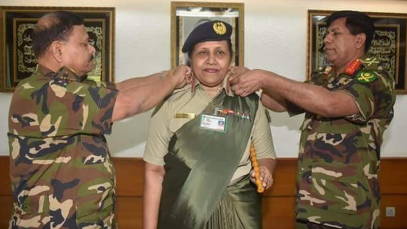 Major General Susane Giti has been adorned with the rank on Sunday at Army Headquarters (AHQ) by CAS Gen Aziz Ahmed and QMG Lt. Gen. Shamsul Haque on Sunday (Sept 30).