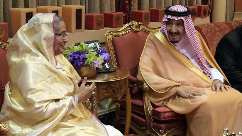 Prime Minister Sheikh Hasina meets with Saudi King Salman bin Abdulaziz Al Saud at Royal Palace in Riyadh on Wednesday (Oct 17). PID