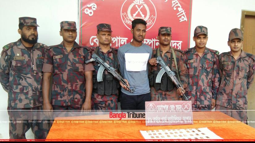 Shajib Hossain, 19, was caught red-handed in Friday (Oct 26) morning while attempting to smuggle the gold worth at least Tk 25 million.