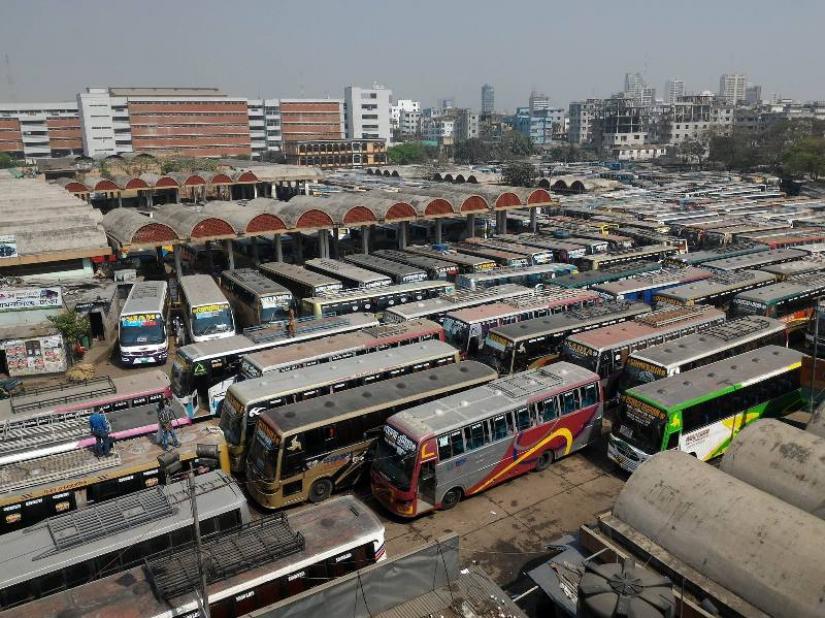 Urban specialists have said that the committees formed to create coordination between bus route regularisation and service providers do not give the mayor any power. FILE PHOTO