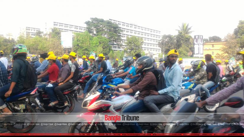 While countless such party activists were seen on the road without helmets, the police remained silent.