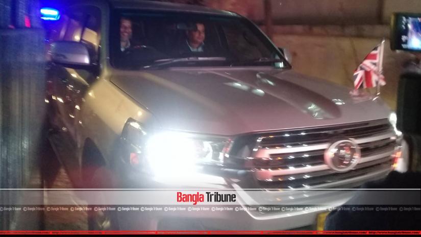 British envoy Alison Blake's car is seen leaving Dr Kamal Hossain's Bailey Road residence on Monday (Nov 19).