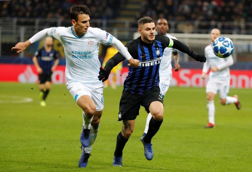 PSV Eindhoven`s Trent Sainsbury in action with Inter Milan`s Mauro Icardi at PSV Eindhoven on San Siro, Milan, Italy on Dec 11, 2018. REUTERS