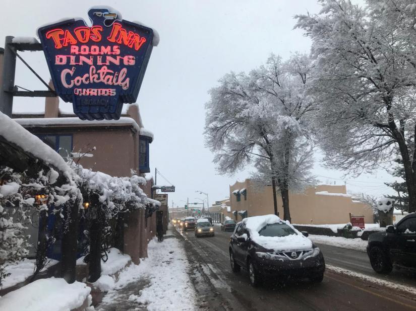Traffic moved through the town center after a major winter storm dropped around 8 inches of snow in Taos, New Mexico, U.S., January 11, 2019. REUTERS/File Photo