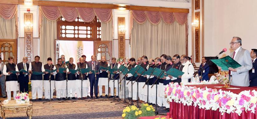 President Abdul Hamid administered the oath to newly appointed ministers at Bangabhaban on Monday (Jan 7).