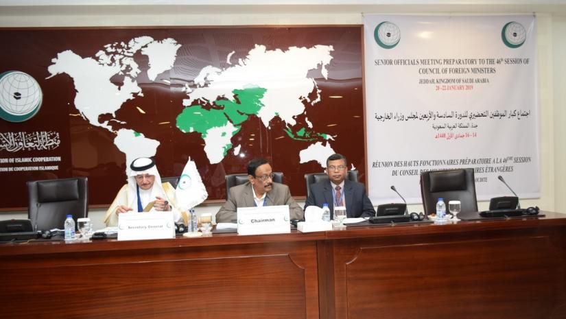 Foreign Secretary M Shahidul Haque (C) is seen at the Organisation for Islamic Cooperation (OIC) senior officials meeting held in Jeddah on Sunday (Jan 20).