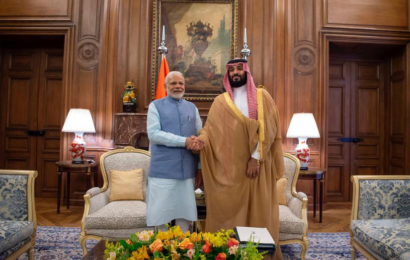 Saudi Arabia`s Crown Prince Mohammed bin Salman shakes hands with India`s Prime Minister Narendra Modi in Buenos Aires, Argentina November 29, 2018.  REUTERS/File Photo
