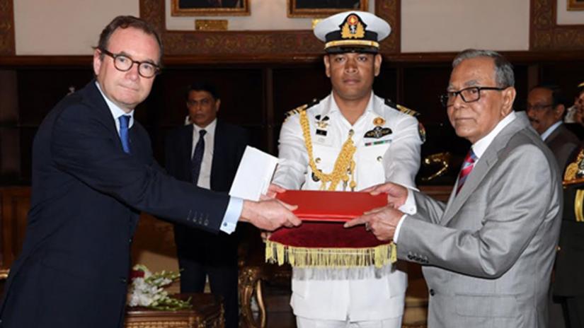 British High Commissioner Robert Chatterton Dickson presented his credentials to President M Abdul Hamid at Bangabhaban on Tuesday (Mar 12) afternoon.