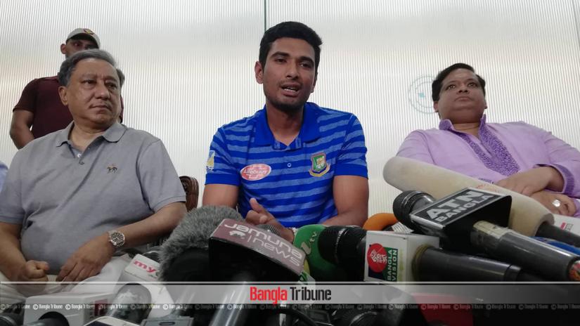 Bangladesh captain Mahmuduallh speaks to media after arriving in Dhaka on Saturday (Mar 16). 