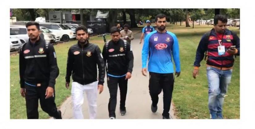 Bangldeshi Cricket team leaving the spot after the New Zealand mosque attack on Mar 15.