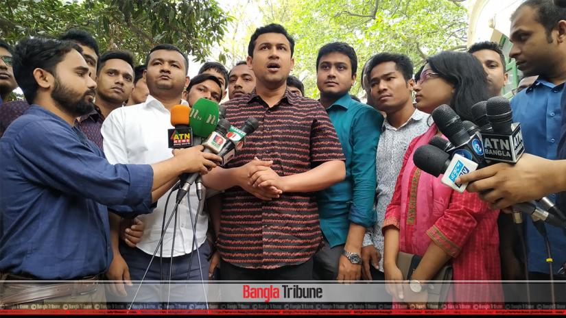 BCL chief Rezwanul Haque Chowdhury Shovon speaking to the media on Tuesday (Mar 19) at the Dhaka University Madhur Canteen