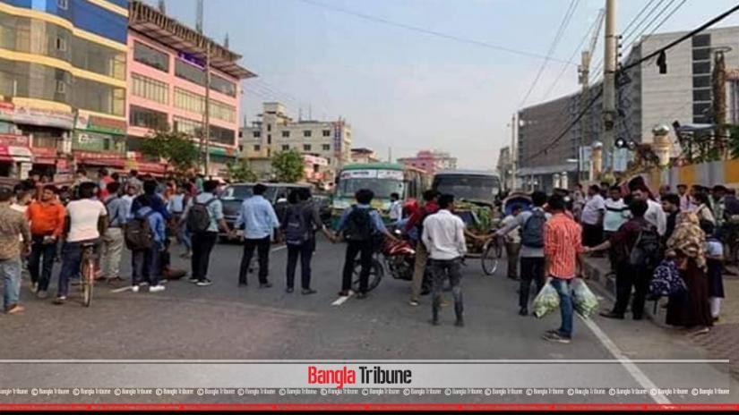 Students have blocked road at the capital’s Narda area after a university student was run over by a bus killing him on the spot.