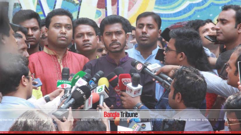 DUCSU Vice President Nurul Haque Nur speaking to the media after the first executive meeting of the newly elected panel on Saturday (Mar 23). BANGLA TRIBUNE/Sazzad Hossain