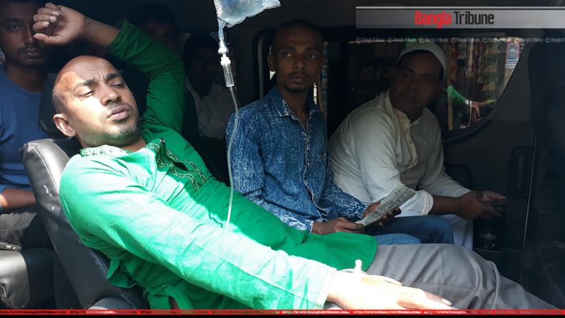 On Tuesday (Mar 26), journalist Asaduzzaman Saju was allegedly assaulted while he was taking photos of a procession and counter procession of two Awami League factions in Hatibandha upazila in Lalmonirhat.