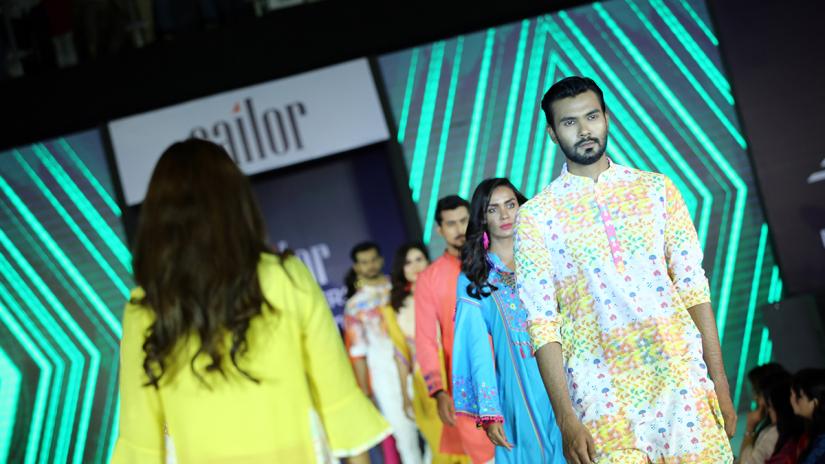 Fashion brand Sailor organised a glamorous fashion show to celebrate its fourth anniversary.