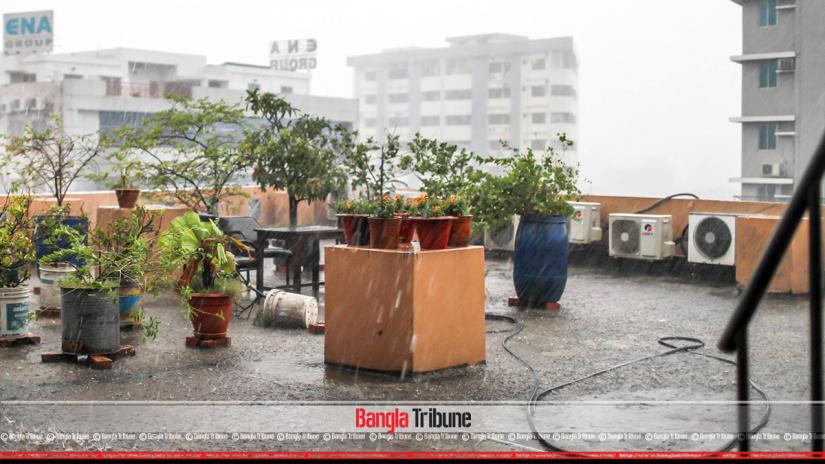 A rainy day captured on Apr 13, 2019 in Dhaka. BANGLA TRIBUNE/Sazzad Hossain