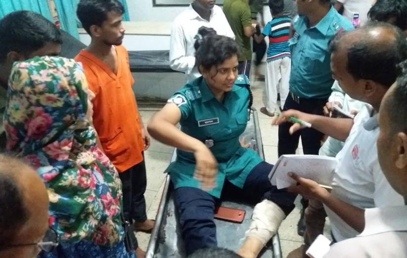Injured Assistant Sub-Inspector (ASI) Rasheda Akter after an explosives blast in Malibagh intersection area of Dhaka on May 26, 2019 COURTESY