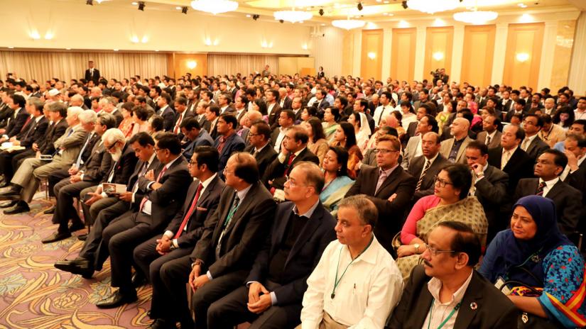 Expatriate Bangladeshis living in Japan participate in P a community reception accorded to Prime Minister Sheikh Hasina at a hotel in Tokyo on Tuesday (May 28). BSS
