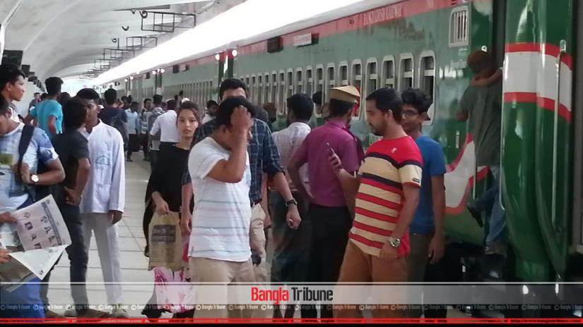 A total of 52 trains will leave Dhaka on Friday (May 31).
