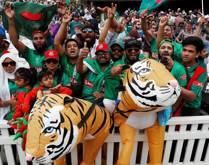 Cricket - ICC Cricket World Cup - South Africa v Bangladesh - Kia Oval, London, Britain - June 2, 2019 Bangladesh fans celebrate winning the match Action Images via Reuters