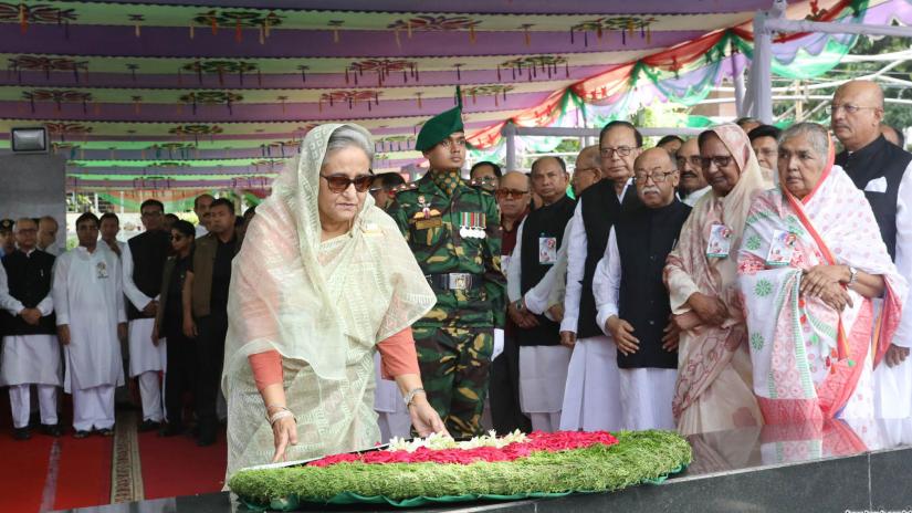 Prime Minister and Awami League President Sheikh Hasina places wreath at the portrait of the Father of the Nation Bangabandhu Sheikh Mujibur Rahman in the capital’s Dhanmondi on Sunday (Jun 23) marking the 70th founding anniversary of her party. FOCUS BANGLA