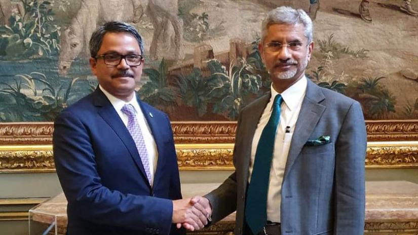 Bangladeshi Minister of State for Foreign Affairs of Bangladesh Md Shahriar Alam with Indian Foreign Minister Dr S Jaishankar on Jul 10, 2019. Photo: TWITTER