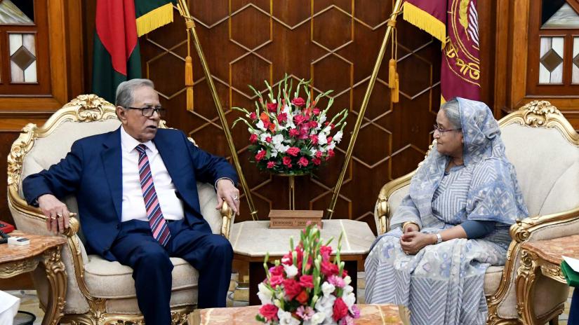 Prime Minister Sheikh Hasina makes a courtesy call on President M Abdul Hamid at Bangabhaban in Dhaka on Saturday (Jul 13). PID