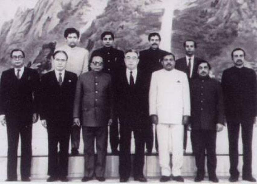 Shah Moazzem Hossain (Deputy Prime Minister of the People’s Republic of Bangladesh) with Kim Il Sung (founder of North Korea) and other leaders, during the visit of JP high-powered delegation led by its Secretary General in November 1987. Photo: FACEBOOK