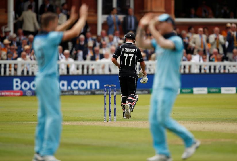 Cricket - ICC Cricket World Cup Final - New Zealand v England - Lord`s, London, Britain - July 14, 2019 New Zealand`s Colin de Grandhomme walks after losing his wicket Action Images via Reuters