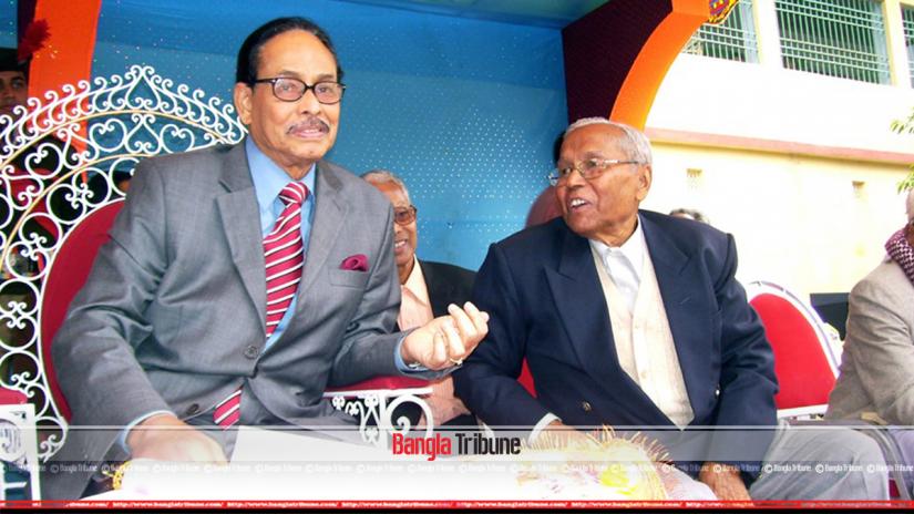 HM Ershad is seen with a childhood friend at a reception ceremony in Dinahata.