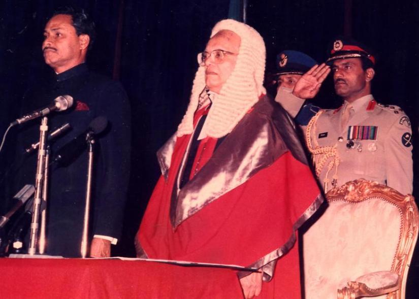 HM Ershad  during presidential oath ceremony after 1986 election.WIKIMEDIA COMMONS