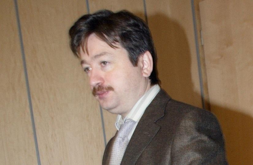 Yukos board of directors member Alexander Temerko attends a press conference of the Yukos board members at the company`s central office in Moscow, Russia, Dec 17, 2003. REUTERS/File Photo