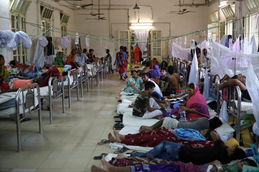 Dengue infected patients are seen hospitalised at the Sir Salimullah Medical College Hospital in Dhaka, Bangladesh, August 2, 2019. REUTERS