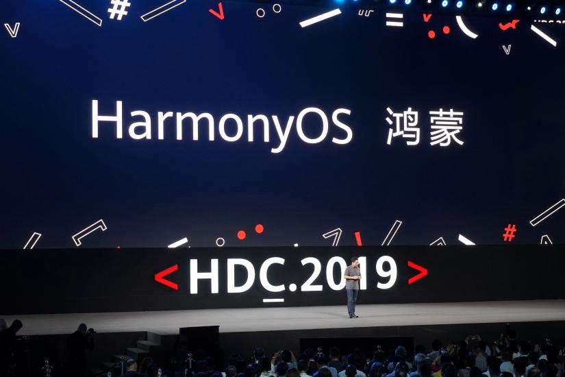 Richard Yu, head of Huawei`s consumer business group, unveils the company`s new HarmonyOS operating system at the Huawei Developer Conference in Dongguan, Guangdong province, China August 9, 2019. Huanqiu.com via REUTERS