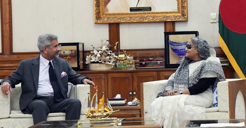 Visiting Indian External Affairs Minister S Jaishankar with Prime Minister Sheikh Hasina on Aug 20, 2019. PID