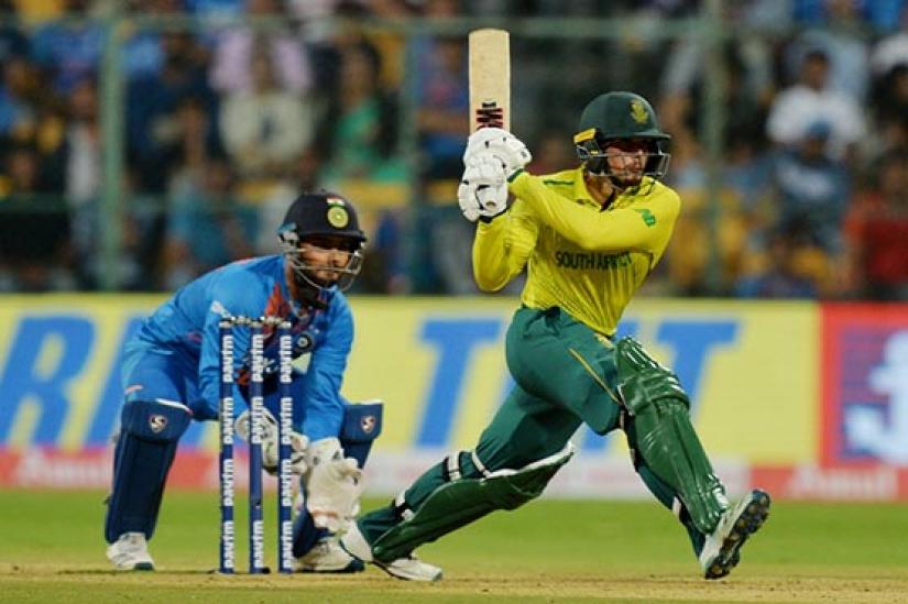 South Africa captain Quinton de Kock scored a second straight fifty in the series and remained unbeaten.