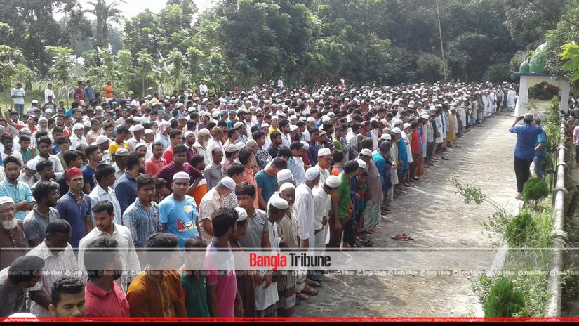 Namaz-e-janaza of Abrar held at his village home in Raidanga of Kumarkhali upazila in Kushtia on Tuesday.