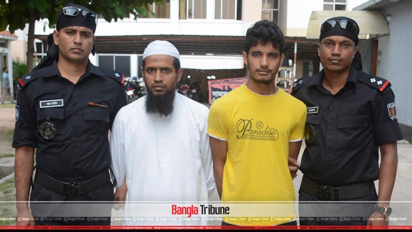 The Rapid Action Battalion has detained two men allegedly belonging to banned militant outfit Jamaat-ul-Mujaheedin (JMB) at Narayanganj.