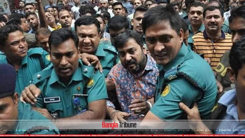Police transported Ismail Hossain Chowdhury Samrat to the Dhaka Metropolitan Magistrate (CMM) court on Tuesday (Oct 15).