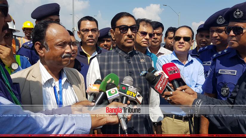 Road Transport Minister and Awami League General Secretary Obaidul Quader speaks to the media in Narayanganj on Saturday (Oct 19).