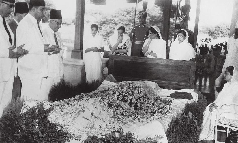Begum Rana Liaquat Ali Khan (extreme right) sitting in mourning as the body of the slain Pakistan Prime Minister, Nawabzada Liaquat Ali Khan, lay in state before the burial. He was assassinated on Oct 16, 1951, during a public rally at Rawalpindi’s Company Bagh which was later renamed Liaquat Bagh. PHOTO: Dawn/White Star Archives